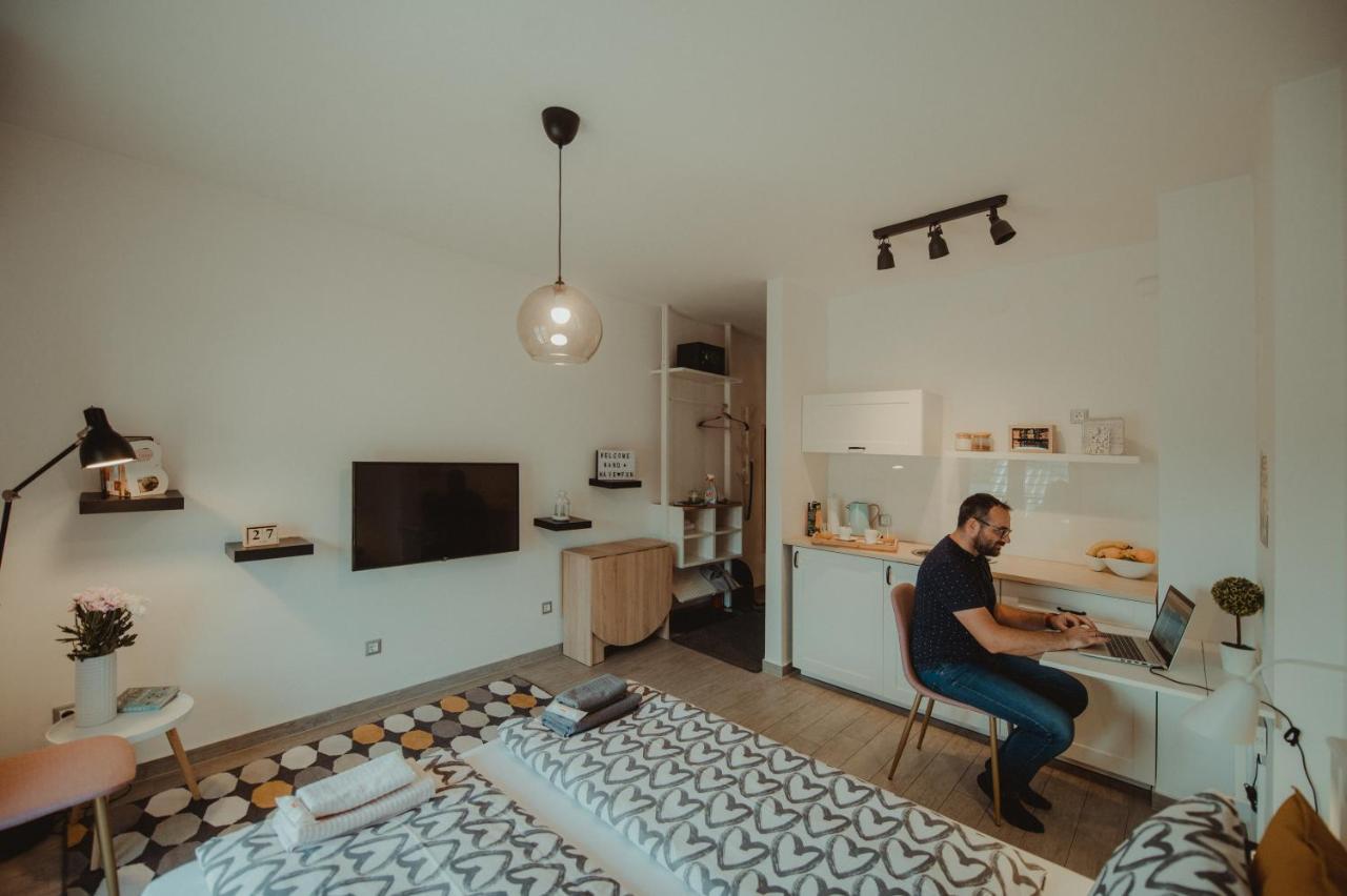 Studio Apartman Centar จาโกโว ภายนอก รูปภาพ